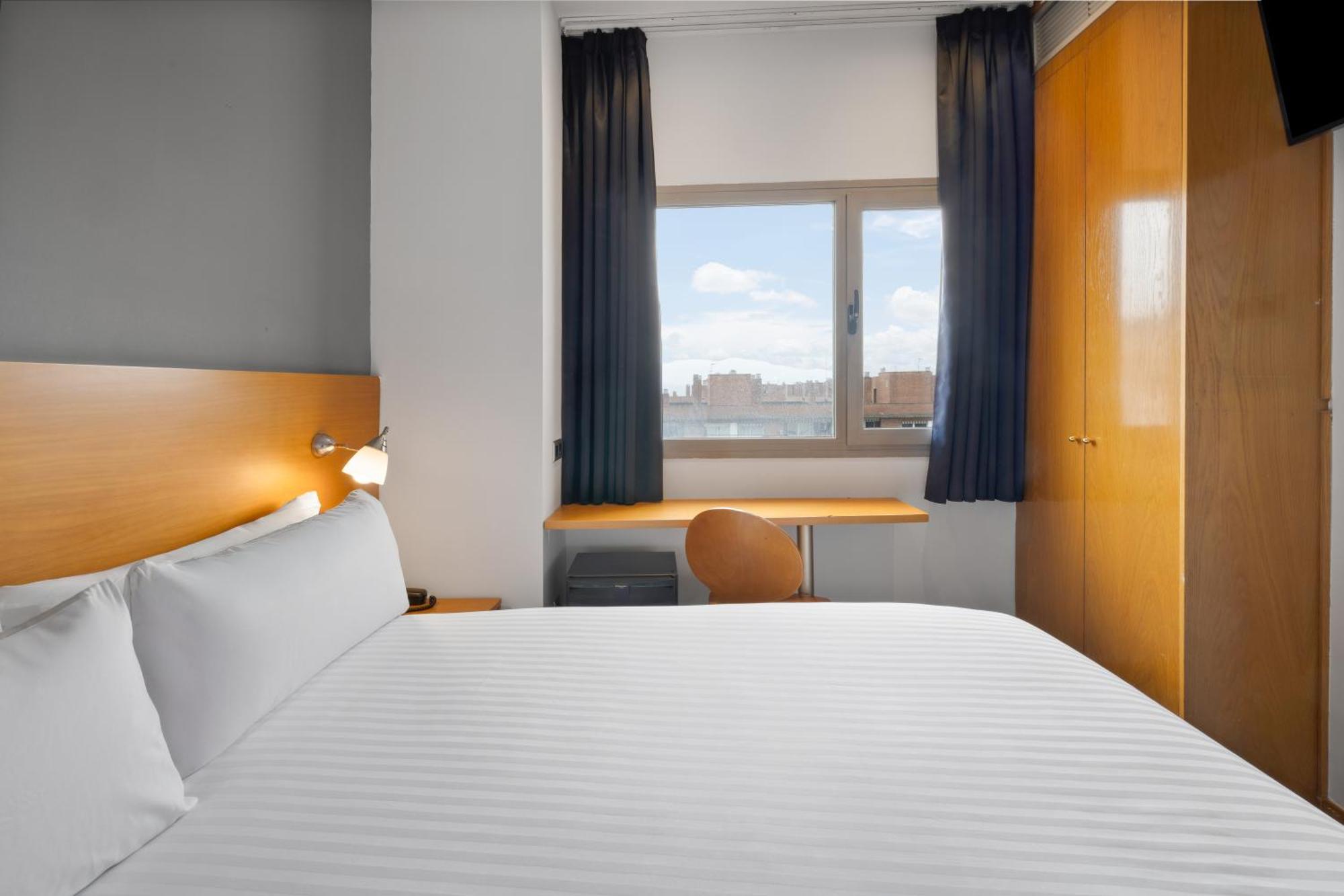 B&B Hotel Barcelona Mollet Porta De Gallecs Mollet del Vallès Eksteriør bilde