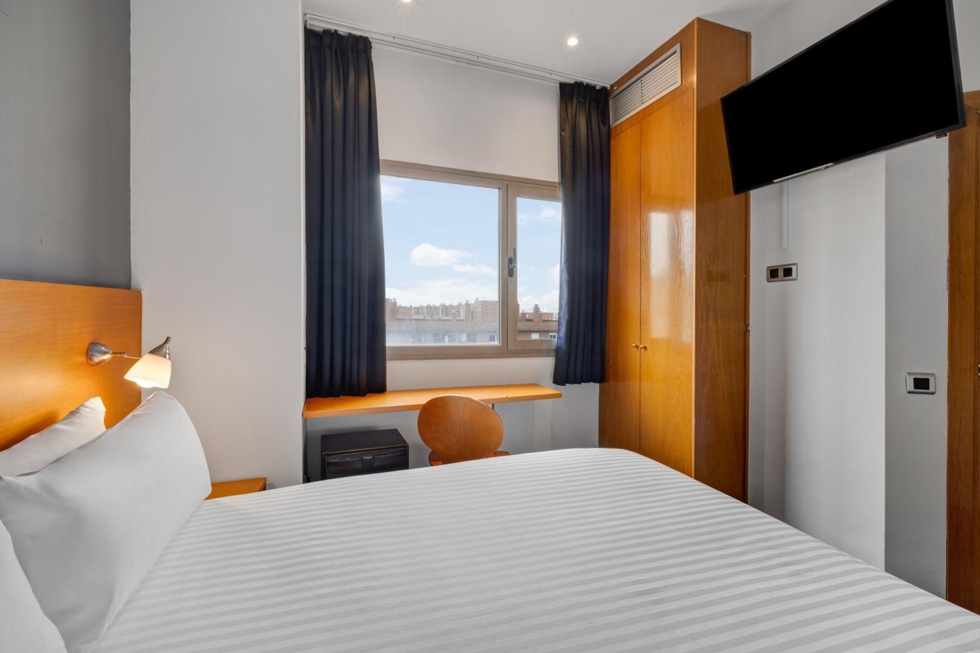 B&B Hotel Barcelona Mollet Porta De Gallecs Mollet del Vallès Eksteriør bilde