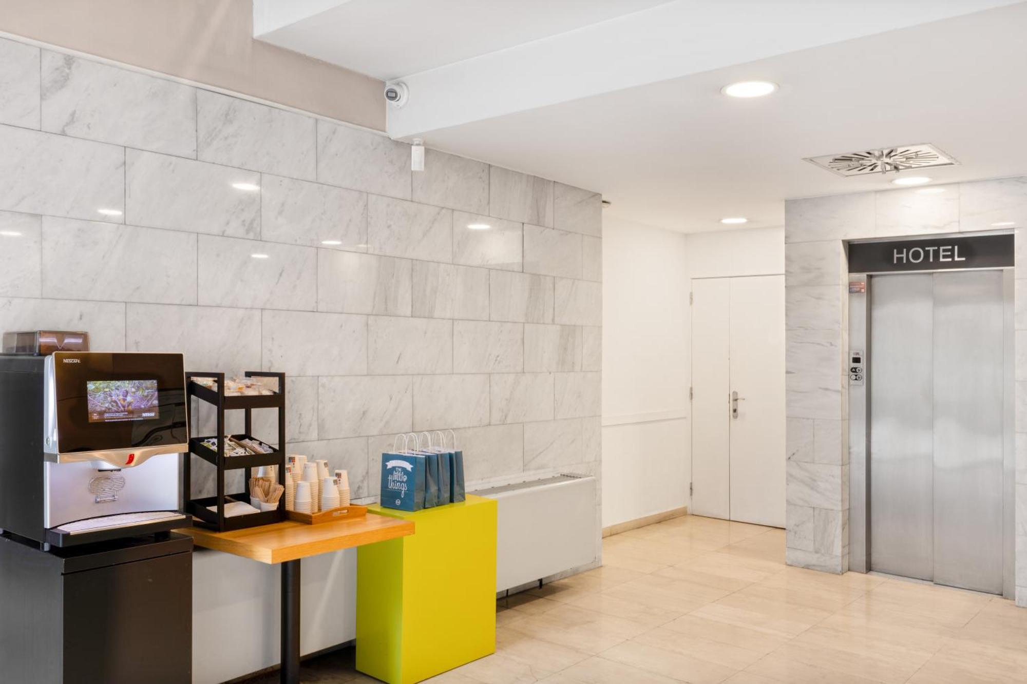 B&B Hotel Barcelona Mollet Porta De Gallecs Mollet del Vallès Eksteriør bilde