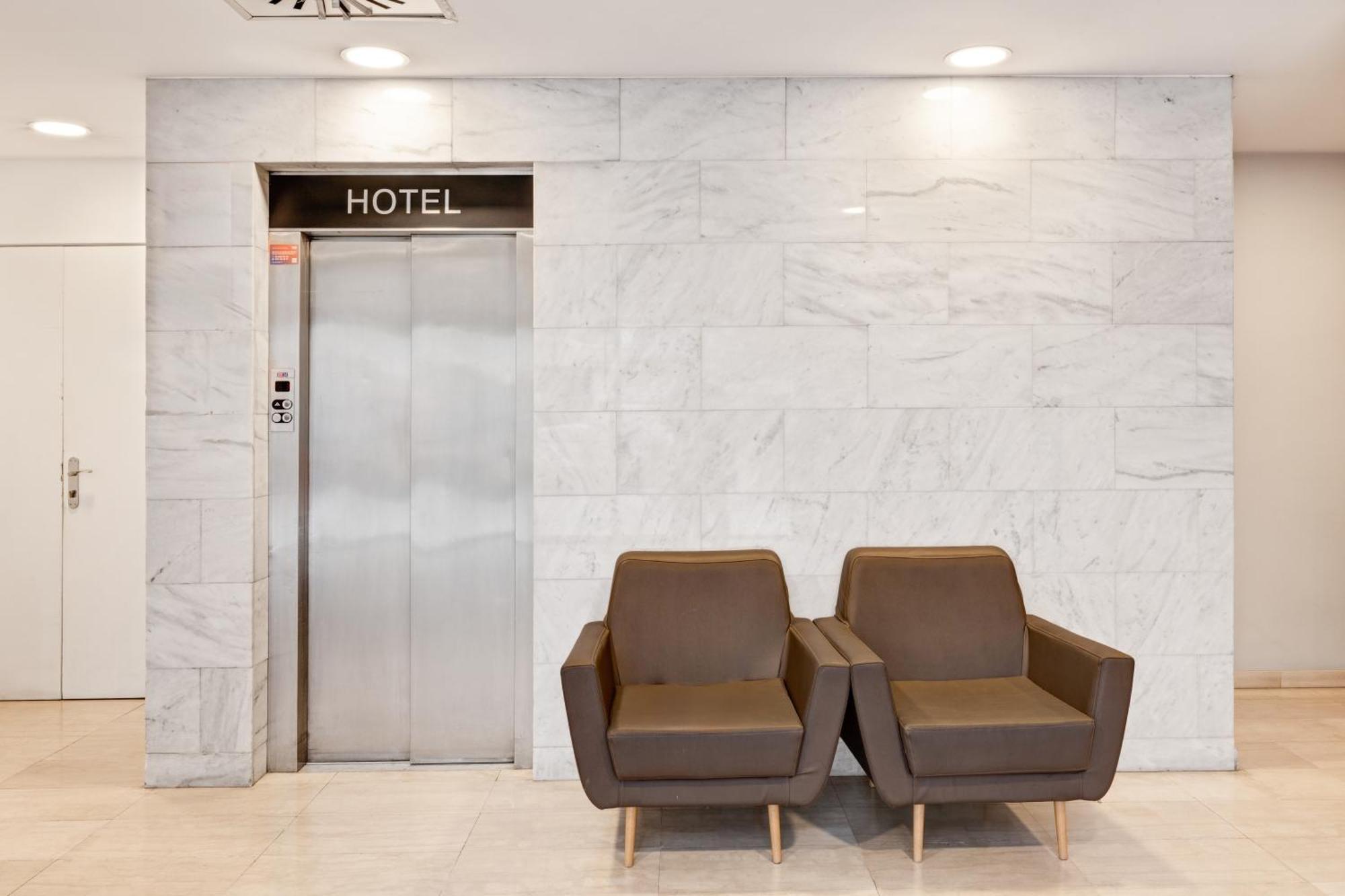 B&B Hotel Barcelona Mollet Porta De Gallecs Mollet del Vallès Eksteriør bilde