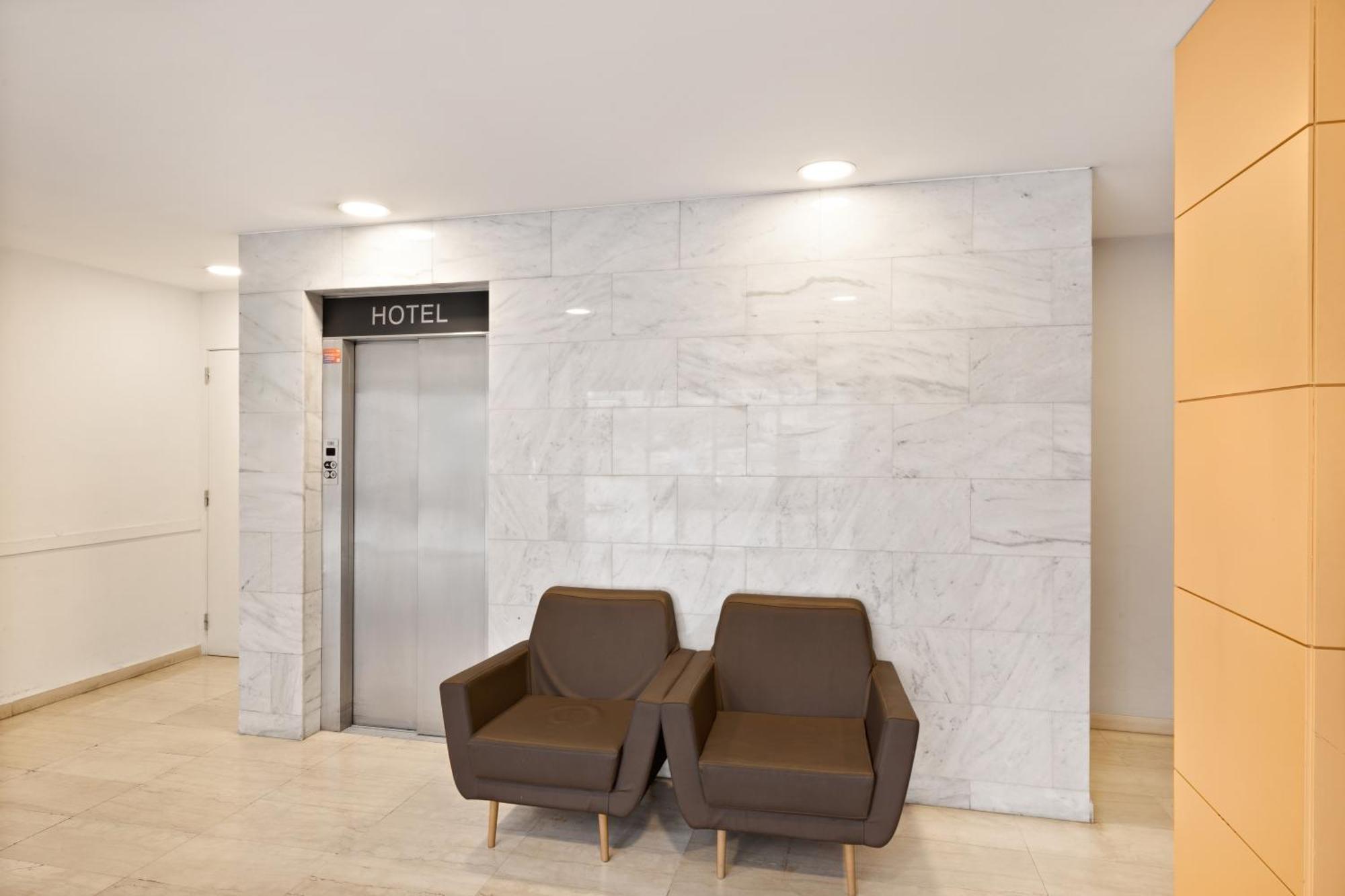 B&B Hotel Barcelona Mollet Porta De Gallecs Mollet del Vallès Eksteriør bilde