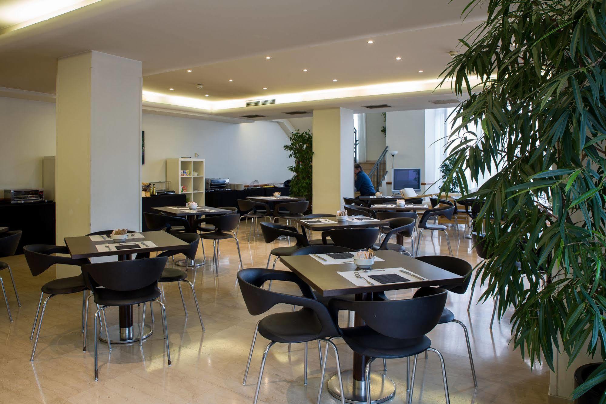 B&B Hotel Barcelona Mollet Porta De Gallecs Mollet del Vallès Eksteriør bilde