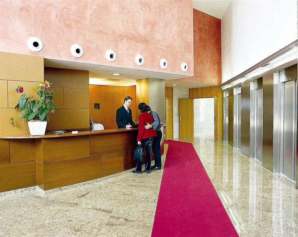 B&B Hotel Barcelona Mollet Porta De Gallecs Mollet del Vallès Interiør bilde
